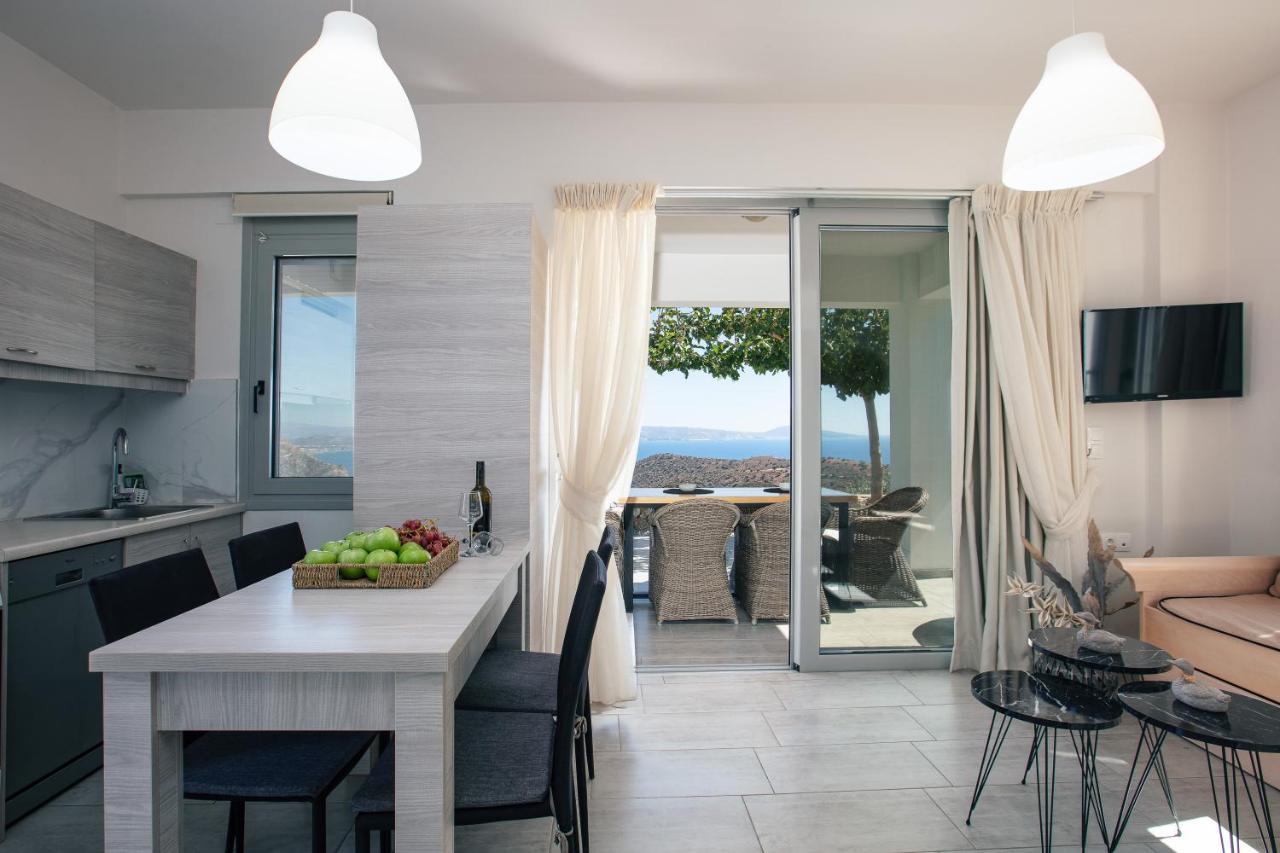Evgoro Luxury Suites Agia Galini  Exterior photo